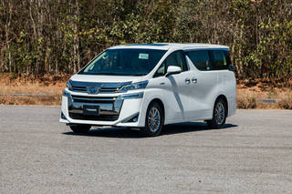 Toyota’s Luxury MPV Arrives In India Tomorrow