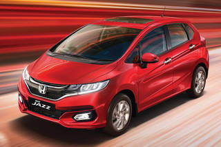 Honda Jazz Facelift Gets A Sunroof!