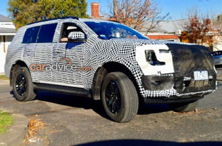 New-Gen India-bound  Ford Endeavour Spied, Looks Massive!