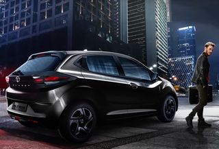 Tata Altroz Gets Two More Dark Edition Variants