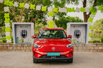 MG Installs Its First Community Charger In Jaipur