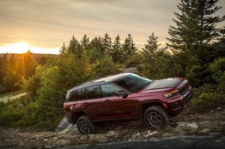 New Jeep Grand Cherokee To Arrive On November 11