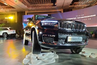 Jeep Brings Fifth-gen Grand Cherokee To India Jeep Brings Fifth-gen Grand Cherokee To India