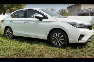 Facelifted Honda City Petrol Spied With ADAS & More Features