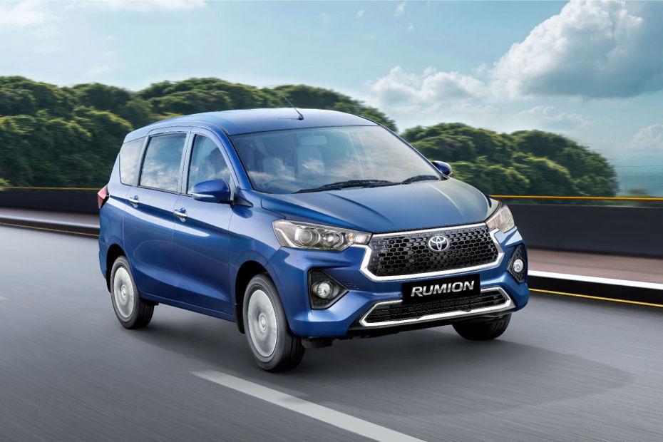 Toyota Rumion CNG Bookings Halted Temporarily In Light Of Soaring Waiting Periods