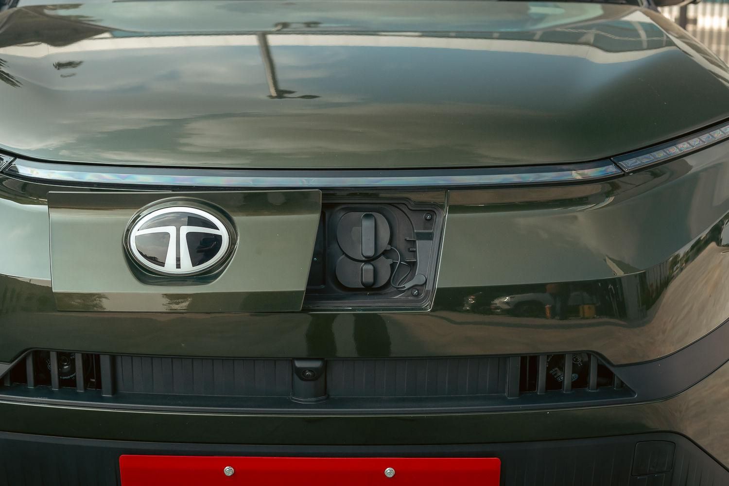 Watch: The Correct Way To Close The Tata Punch EV Charging Lid