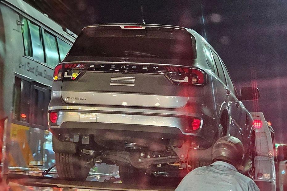 New-gen Ford Everest (Endeavour) Spotted Undisguised In India. Launch Soon?