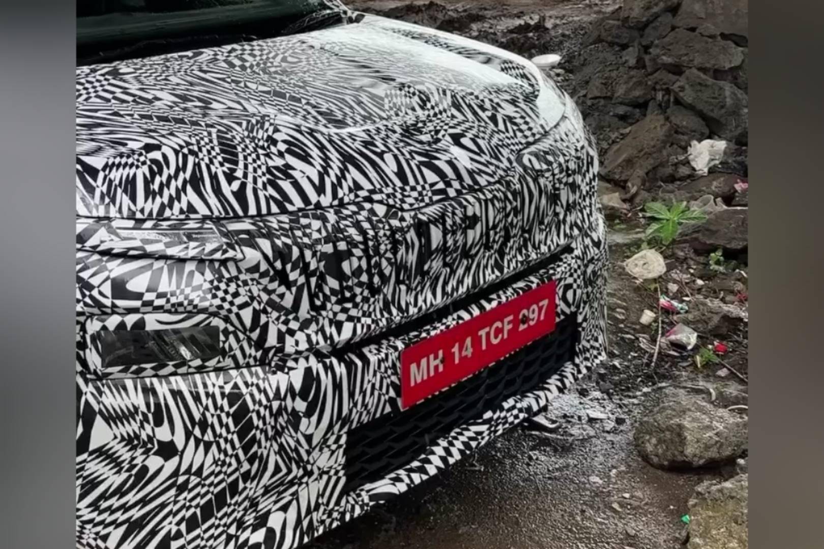 Skoda Kylaq ബേസ് വേരിയന്റിന്റെ ചിത്രം പുറത്ത്!