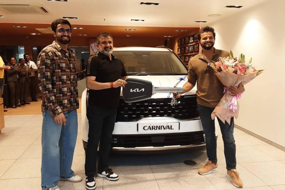 Suresh Raina Brings Home A Brand New 2024 Kia Carnival Worth Rs 63.90 Lakh