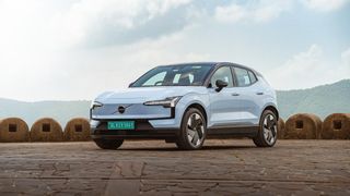 वोल्वो ईएक्स30: वीडियो में देखिए इस इलेक्ट्रिक कार के बूट में रखे जा सकते हैं कितने बैग