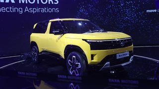 नई टाटा सिएरा 2025 के आखिर तक हो सकती है लॉन्च नई टाटा सिएरा 2025 के आखिर तक हो सकती है लॉन्च