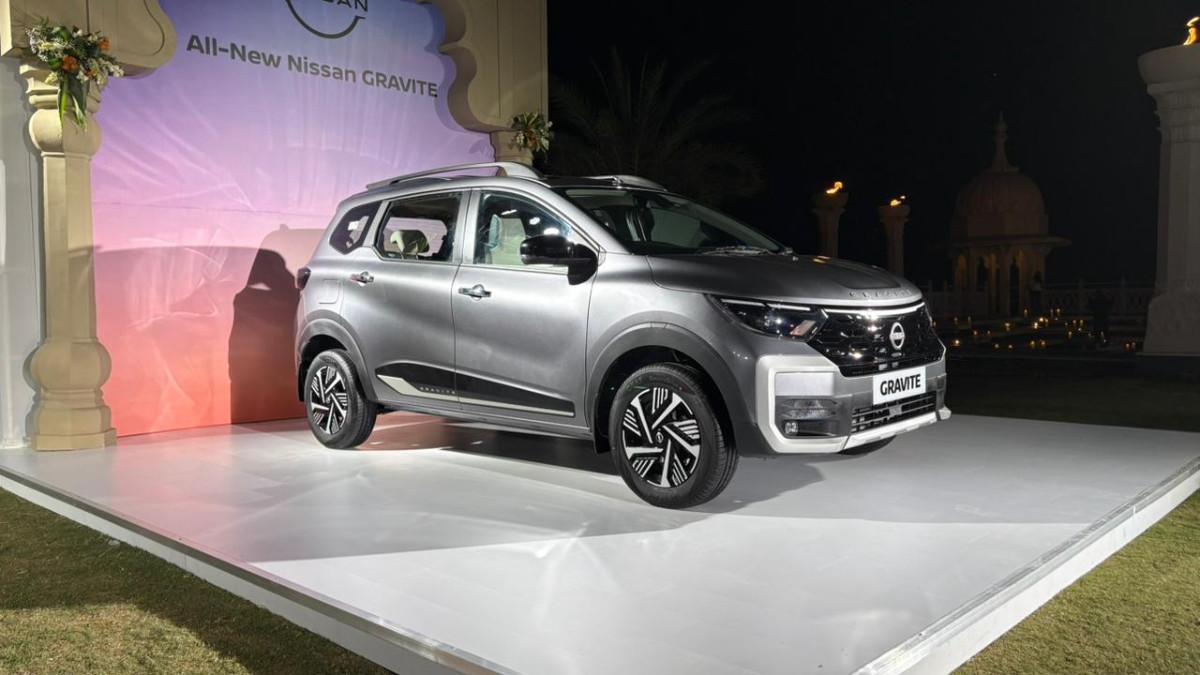 Check Out The 5 Colour Options Of The New Nissan Gravite In Images Check Out The 5 Colour Options Of The New Nissan Gravite In Images