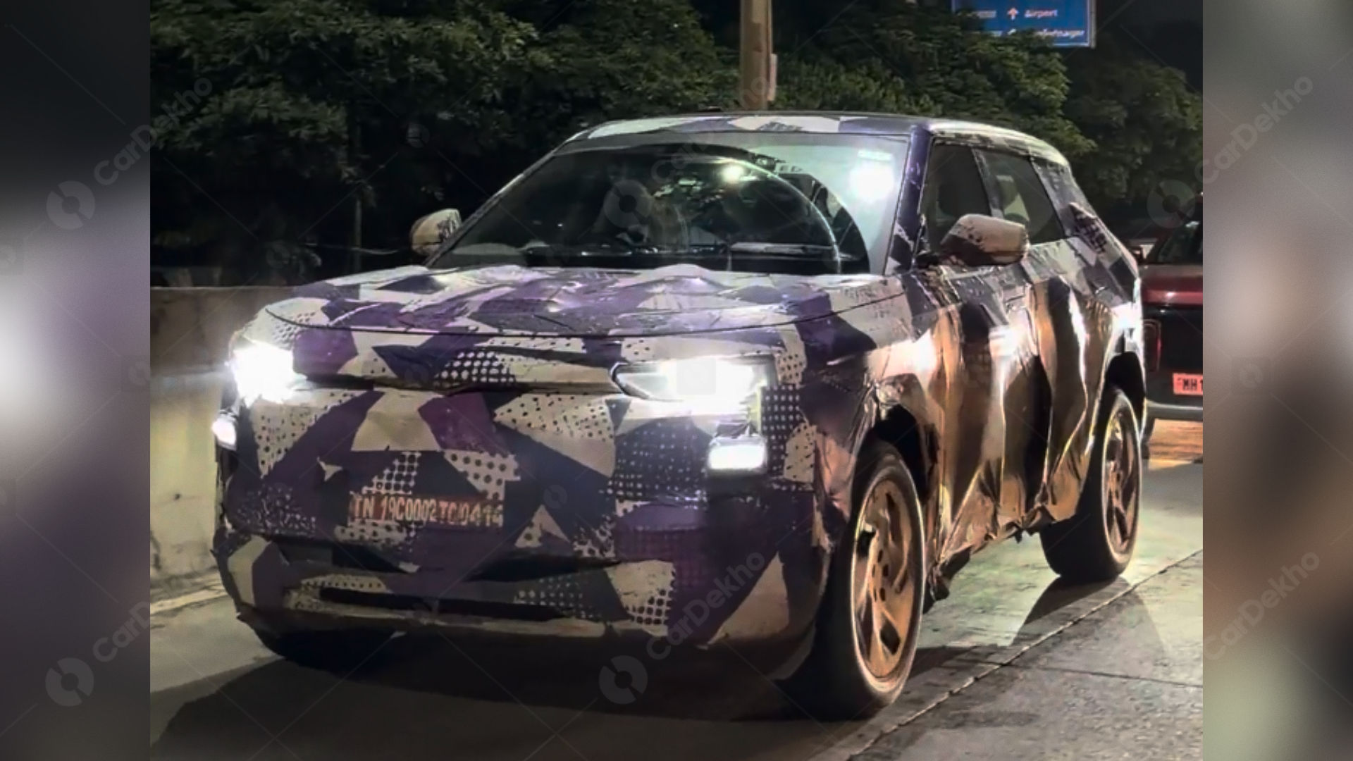 Mahindra BE 07 Spied: Triple-Screens CONFIRMED! Mahindra BE 07 Spied: Triple-Screens CONFIRMED!