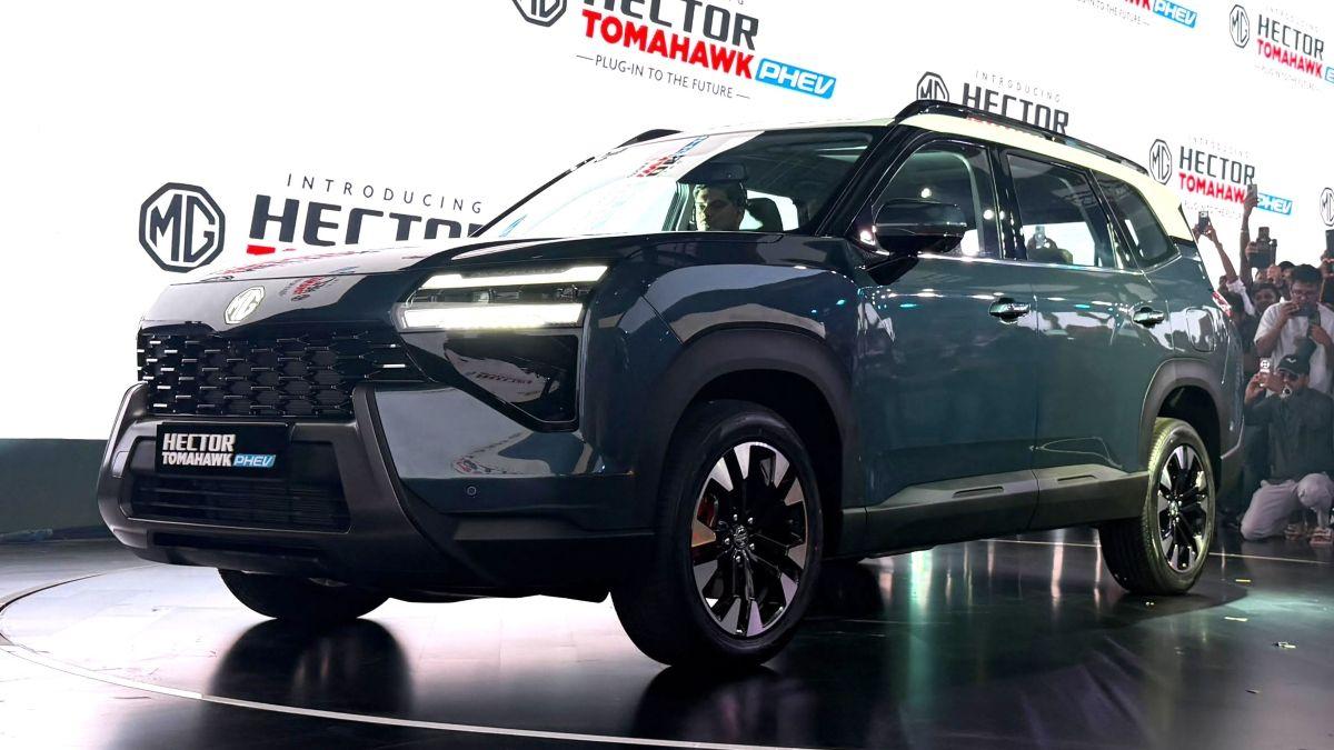2026 MG Hector Tomahawk PHEV LAUNCHED At Rs 21.79 Lakh With Over 1100 Km Range On A Single Tank! 2026 MG Hector Tomahawk PHEV LAUNCHED At Rs 21.79 Lakh With Over 1100 Km Range On A Single Tank!