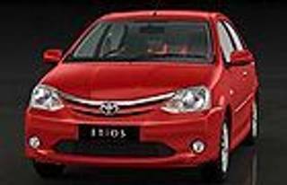 Toyota slashes Toyota Etios waiting period to one month