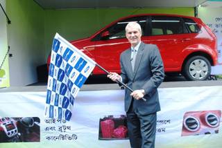 Ford Celebrates 100,000 Figo Sales with Pan-India Drive