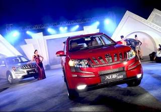 Mahindra XUV 500 SUV unveiled in Pune