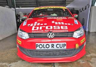 Volkswagen Race Polo thrills Colombo at the night races