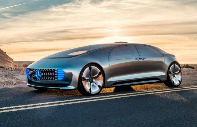 Mercedes-Benz F105 Luxury in Motion is a self-driving lounge | CarDekho.com