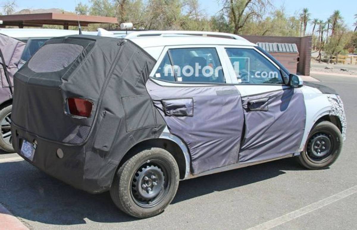 Mysterious Hyundai SUV Spied - Could It Be India-Bound Carlino? Mysterious Hyundai SUV Spied - Could It Be India-Bound Carlino?