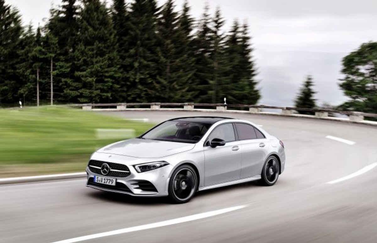 Mercedes-Benz A-Class Sedan With Shorter Wheelbase Revealed Mercedes-Benz A-Class Sedan With Shorter Wheelbase Revealed