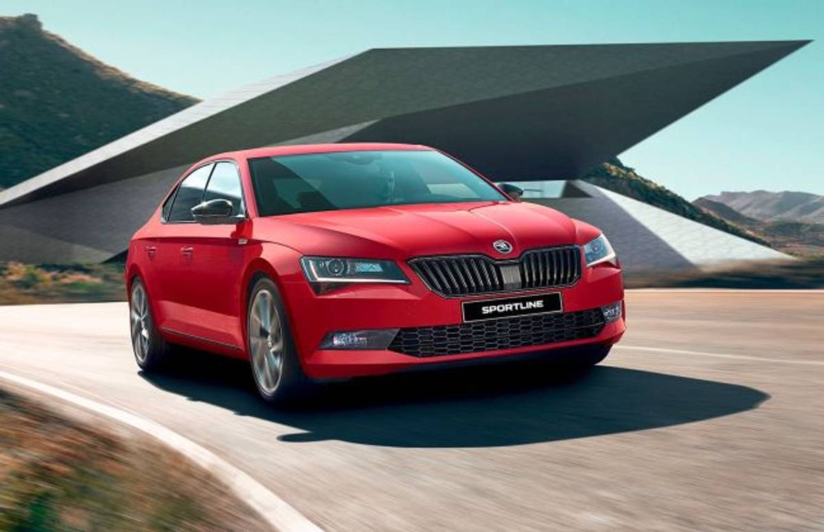 Skoda Superb Sportline Launched At Rs 28.99 Lakh Skoda Superb Sportline Launched At Rs 28.99 Lakh