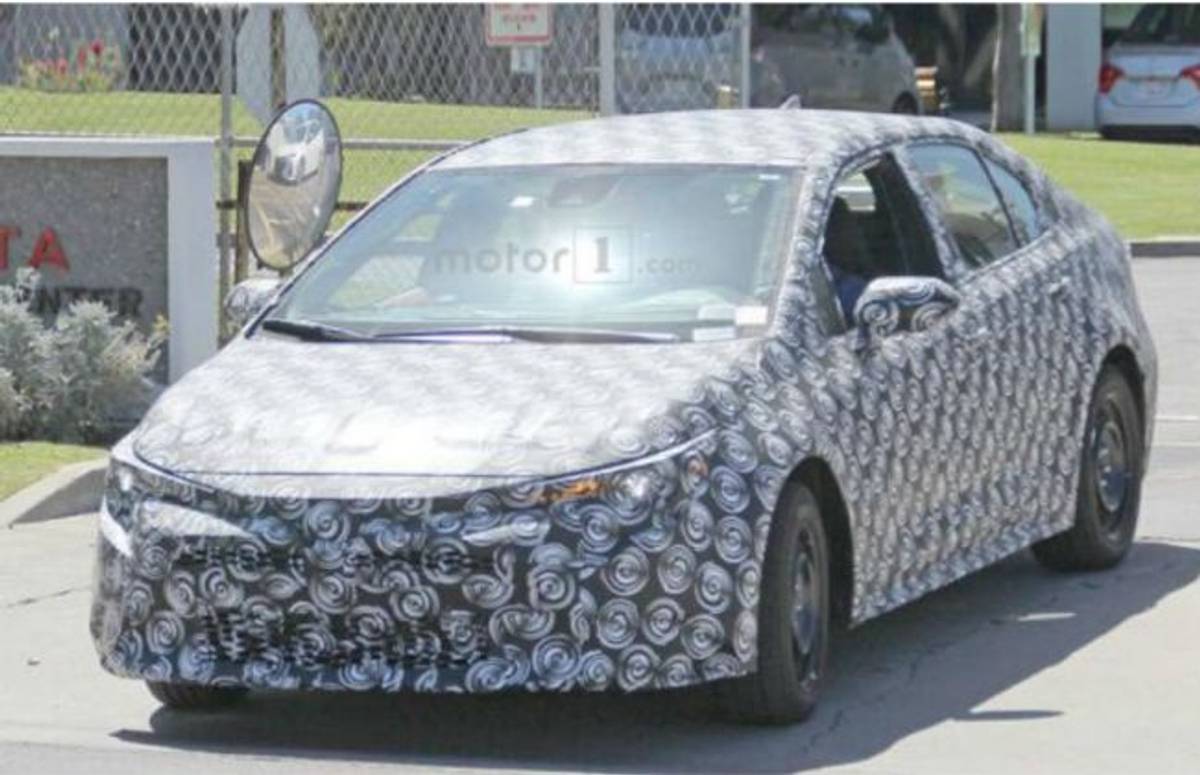 Next-gen Toyota Corolla Sedan Could Debut In November Next-gen Toyota Corolla Sedan Could Debut In November