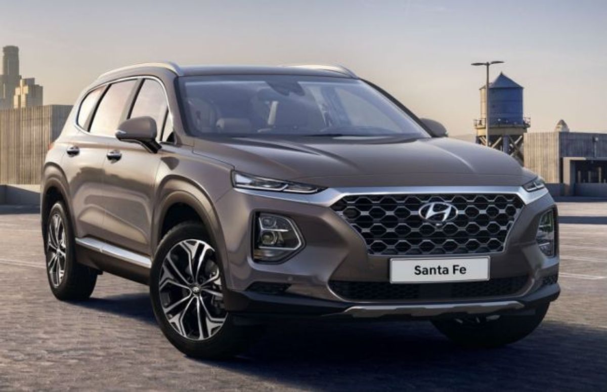 New Hyundai Santa Fe Coming To India; Will Rival Toyota Fortuner, Ford Endeavour New Hyundai Santa Fe Coming To India; Will Rival Toyota Fortuner, Ford Endeavour