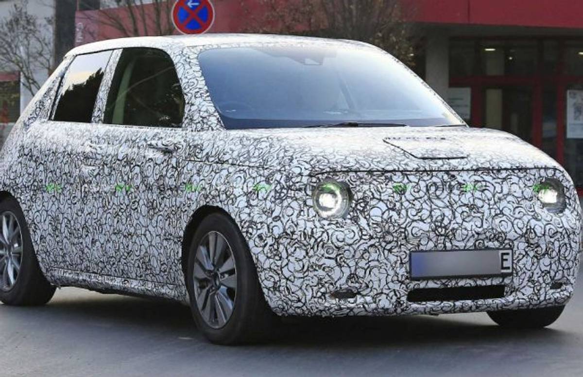 Honda Urban EV Concept-based Electric Hatchback Spied For The First Time Honda Urban EV Concept-based Electric Hatchback Spied For The First Time