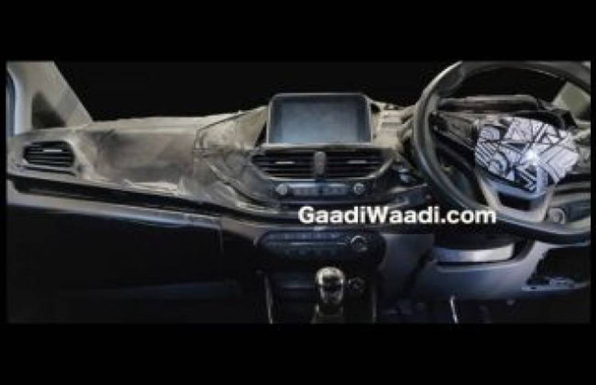 Tata 45X Interior Spied; Gets Harrier-inspired Semi-digital Instrument Cluster Tata 45X Interior Spied; Gets Harrier-inspired Semi-digital Instrument Cluster