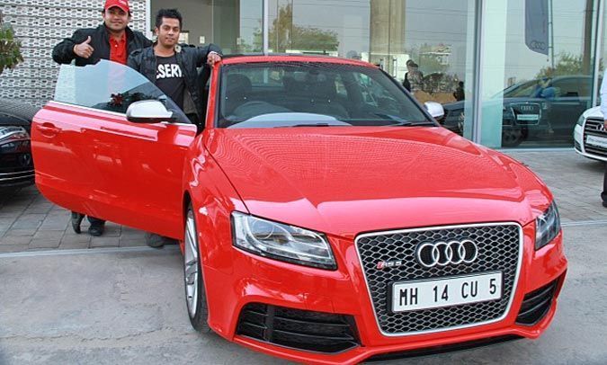Audi kicks off the ‘Audi R-Drive’ in India | CarDekho.com