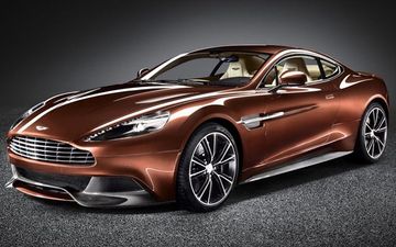 Aston Martin Unveils the New Vanquish