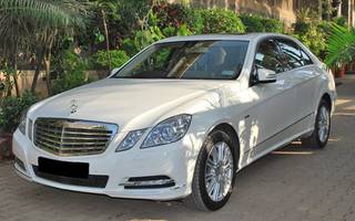 Rent yourself some luxury on wheels! Rent yourself some luxury on wheels!