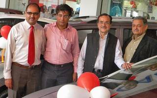 Carnation, the Multi-Brand Auto Solutions Network Opens First Franchise Carnation, the Multi-Brand Auto Solutions Network Opens First Franchise