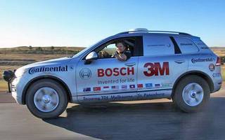 Volkswagen Touareg Sets a World Record Volkswagen Touareg Sets a World Record