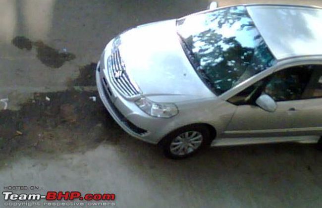 Maruti Suzuki SX4 facelift spotted in India