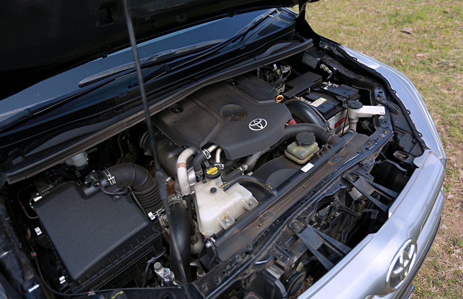 Toyota Innova engine