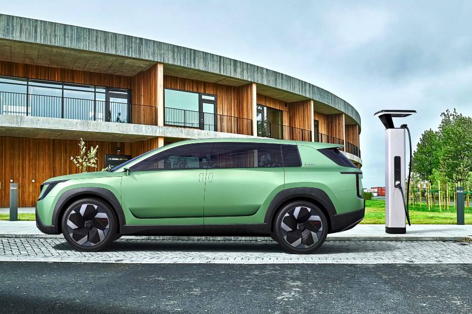 Skoda Vision 7S Concept SUV Unveiled With New Design Language ...