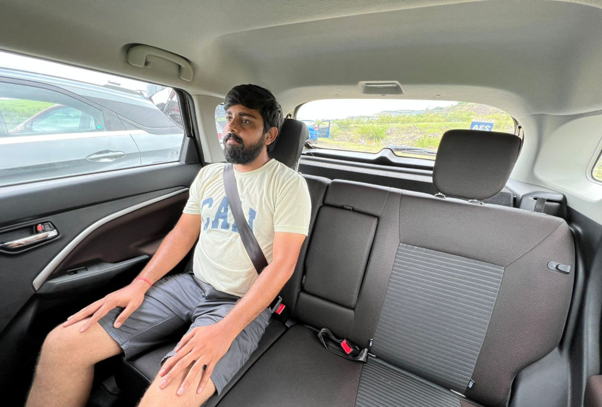 Rear Seat Belts