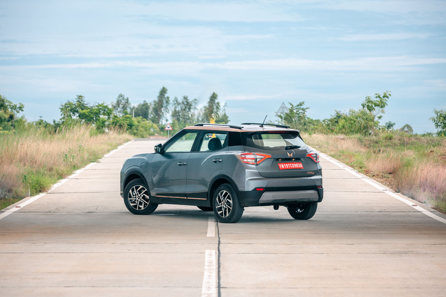 Mahindra XUV400 rear