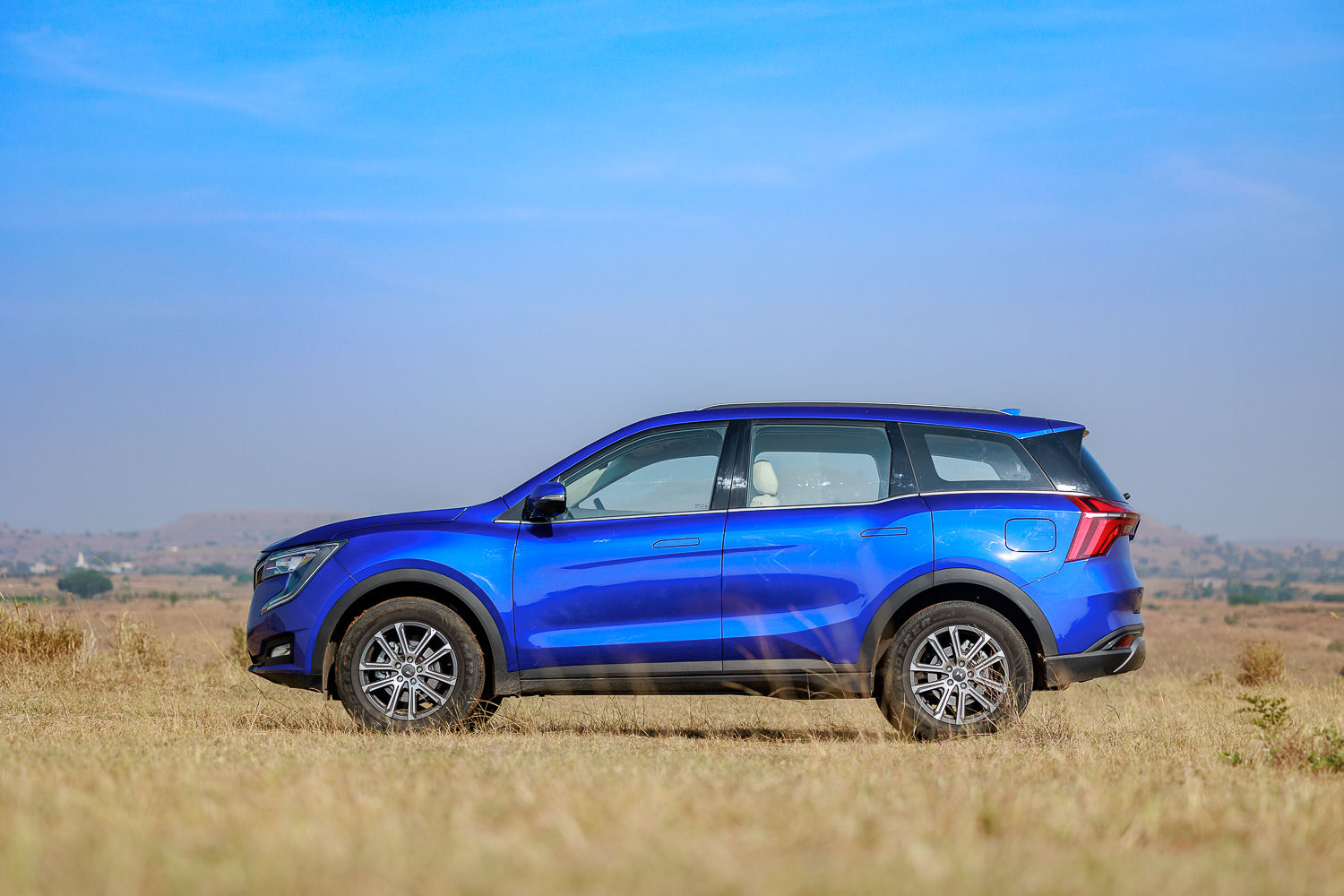 Mahindra XUV700 And Thar Get Costlier By Up To Rs 37 000 CarDekho mahindra-xuv700-and-thar-get-costlier-by-up-to-rs-37-000-cardekho