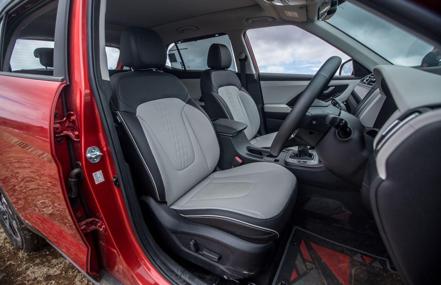 Hyundai Creta powered driver's seat