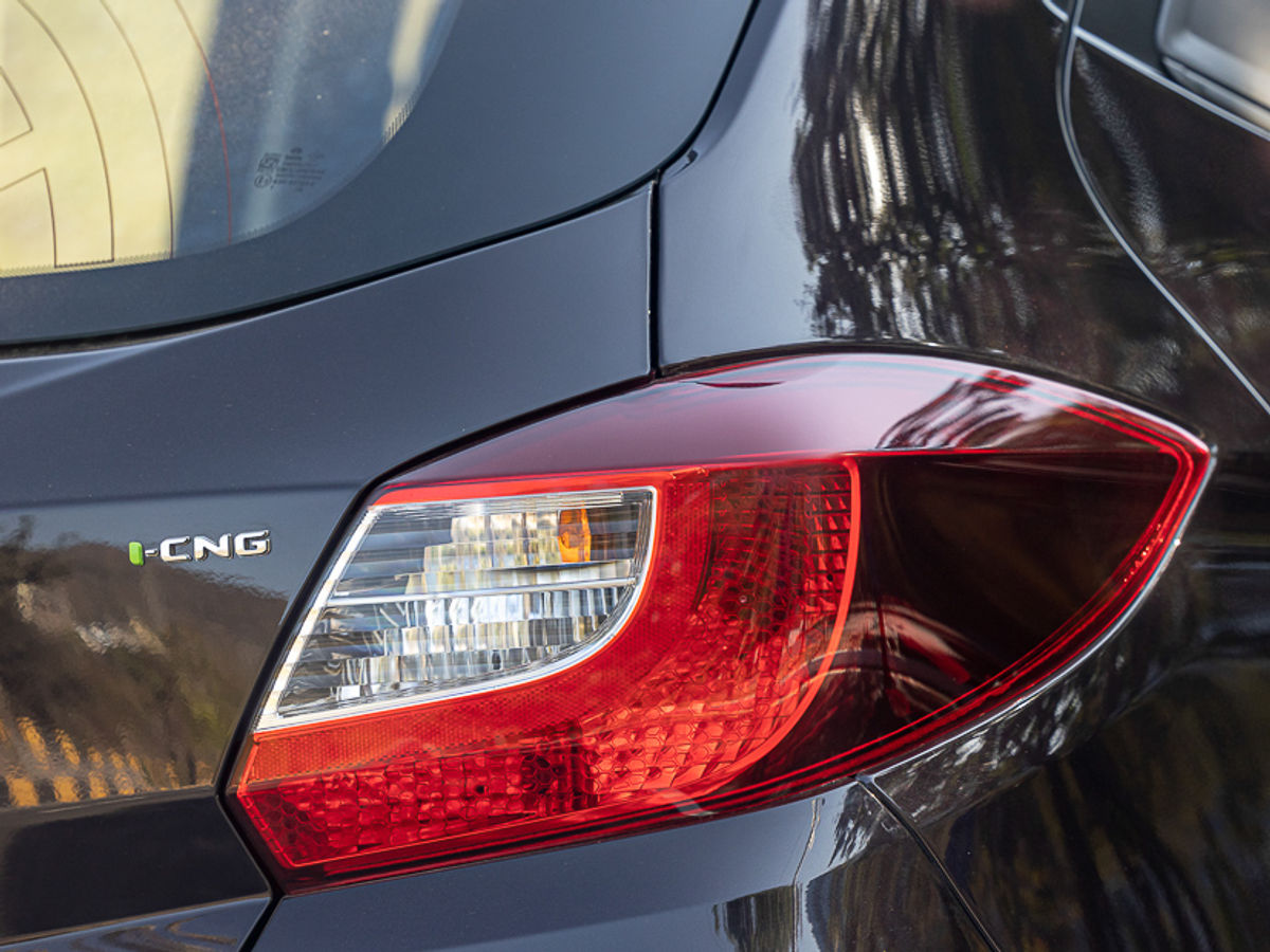 Tata Tiago iCNG