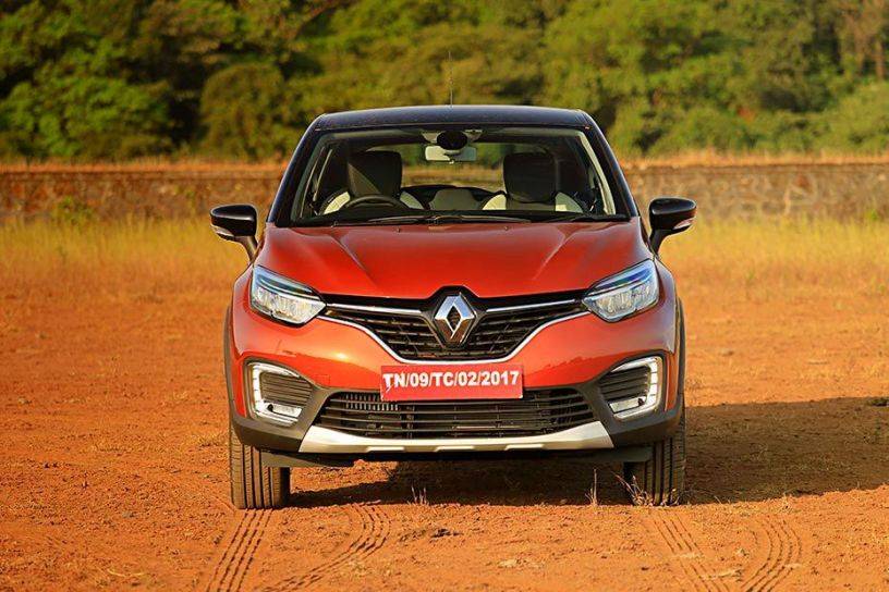 Renault Captur Review | CarDekho.com