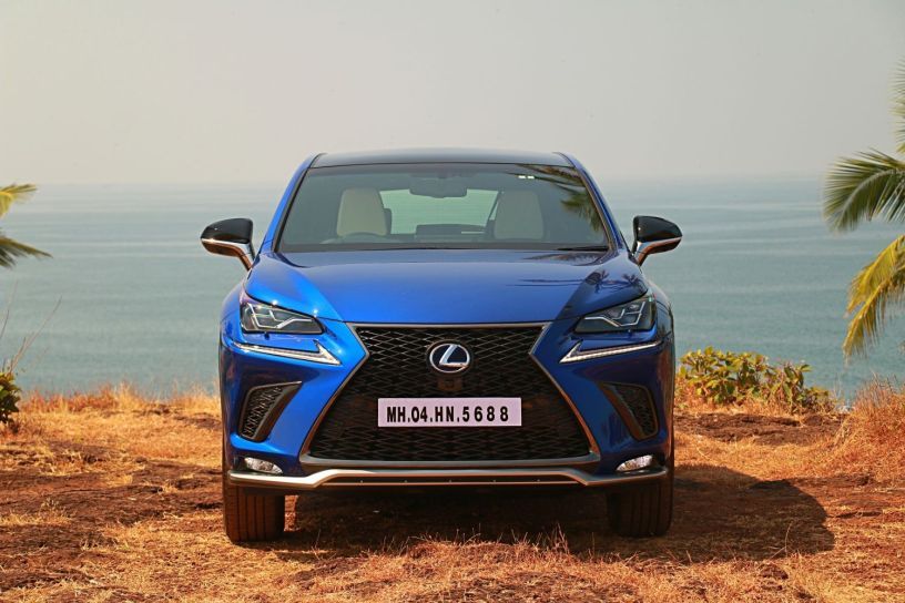 Lexus NX 300h F Sport Lexus NX 300h F Sport