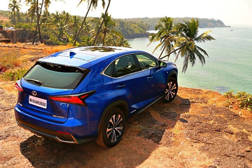 Lexus NX 300h F Sport Lexus NX 300h F Sport