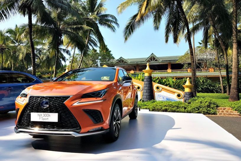 Lexus NX 300h F Sport Lexus NX 300h F Sport