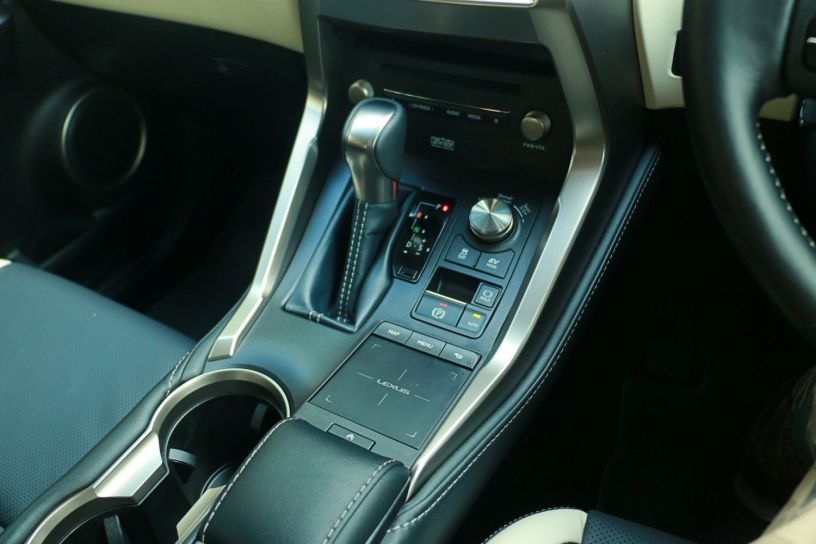 Lexus NX 300h F Sport Lexus NX 300h F Sport