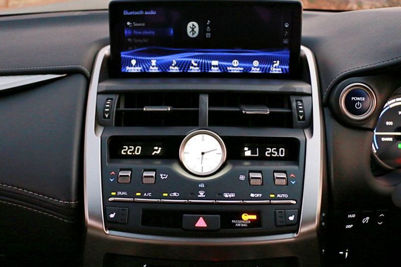 Lexus NX 300h F Sport Lexus NX 300h F Sport
