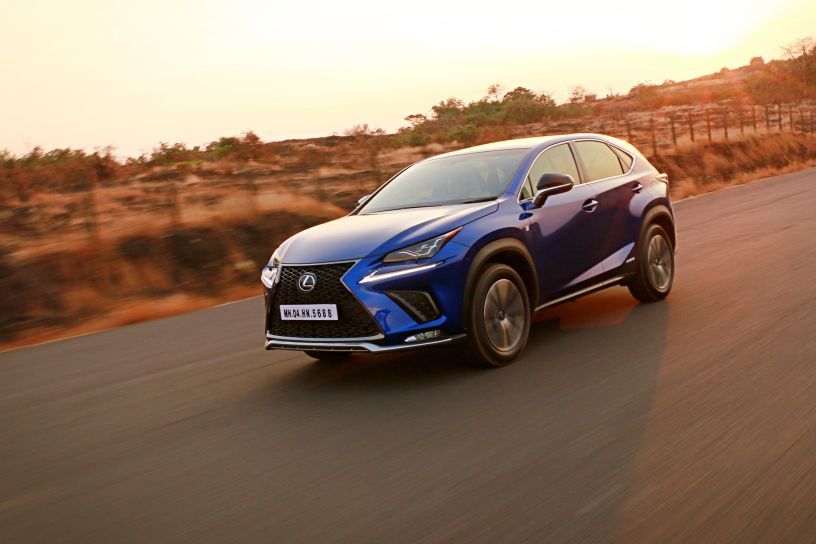 Lexus NX 300h F Sport Lexus NX 300h F Sport